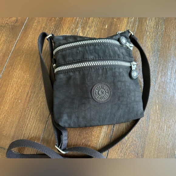 Kipling triple zip cross body bag - Picture 5 of 12